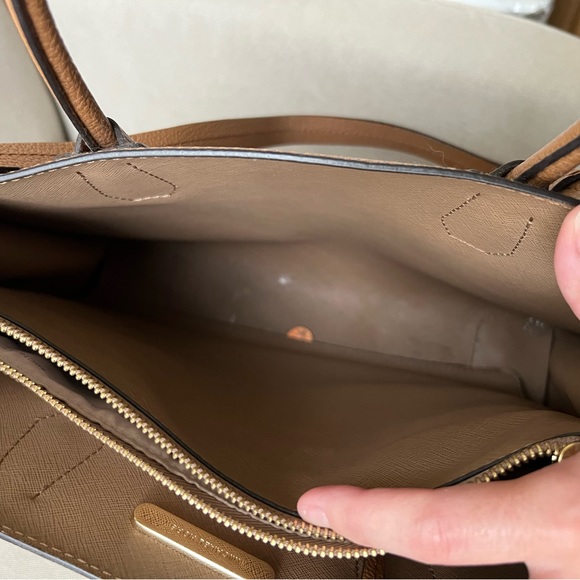 Michael Kors purse - Picture 4 of 6